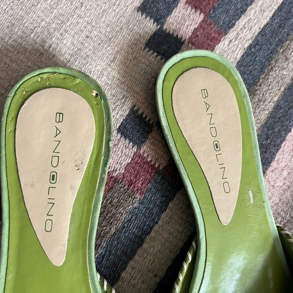 Bandolino size 8M slip on flat - Picture 4 of 9